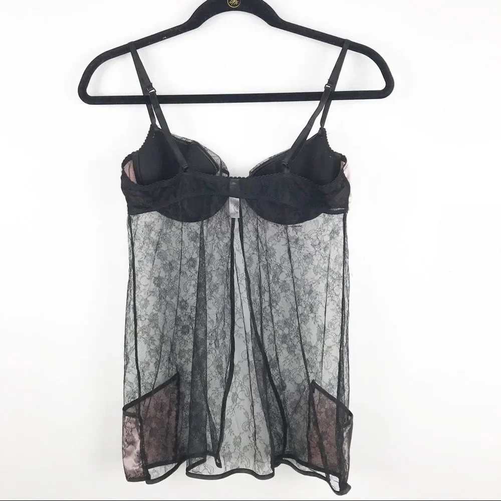 VTG Victoria’s Secret black & pink laced‎ teddy